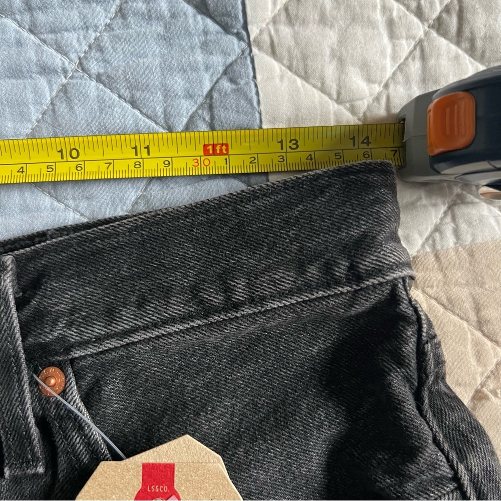 Levi's 501 Black Denim Jean Shorts - Picture 3 of 4